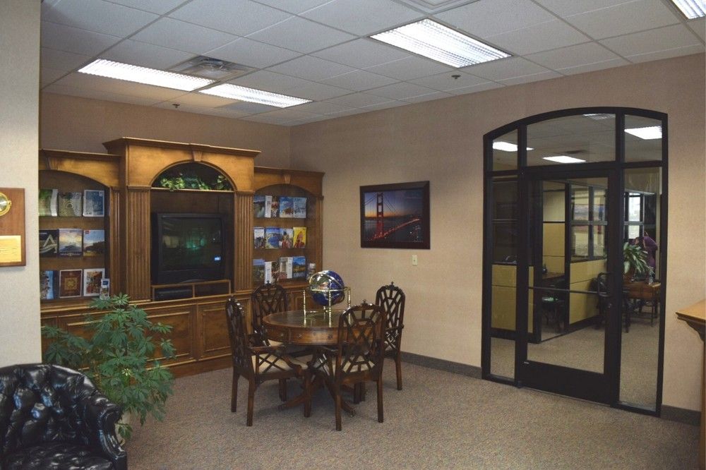 Parkside Drive Office Building: 10201 Parkside Drive, Knoxville, TN 37922